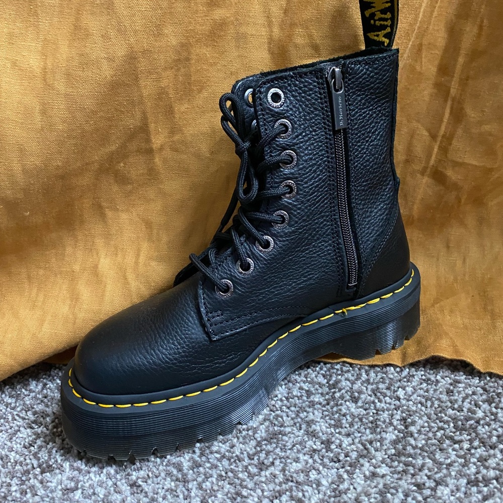 Dr. Martens Jadon III Black Pisa Leather Platform Boots - Picture 4 of 12